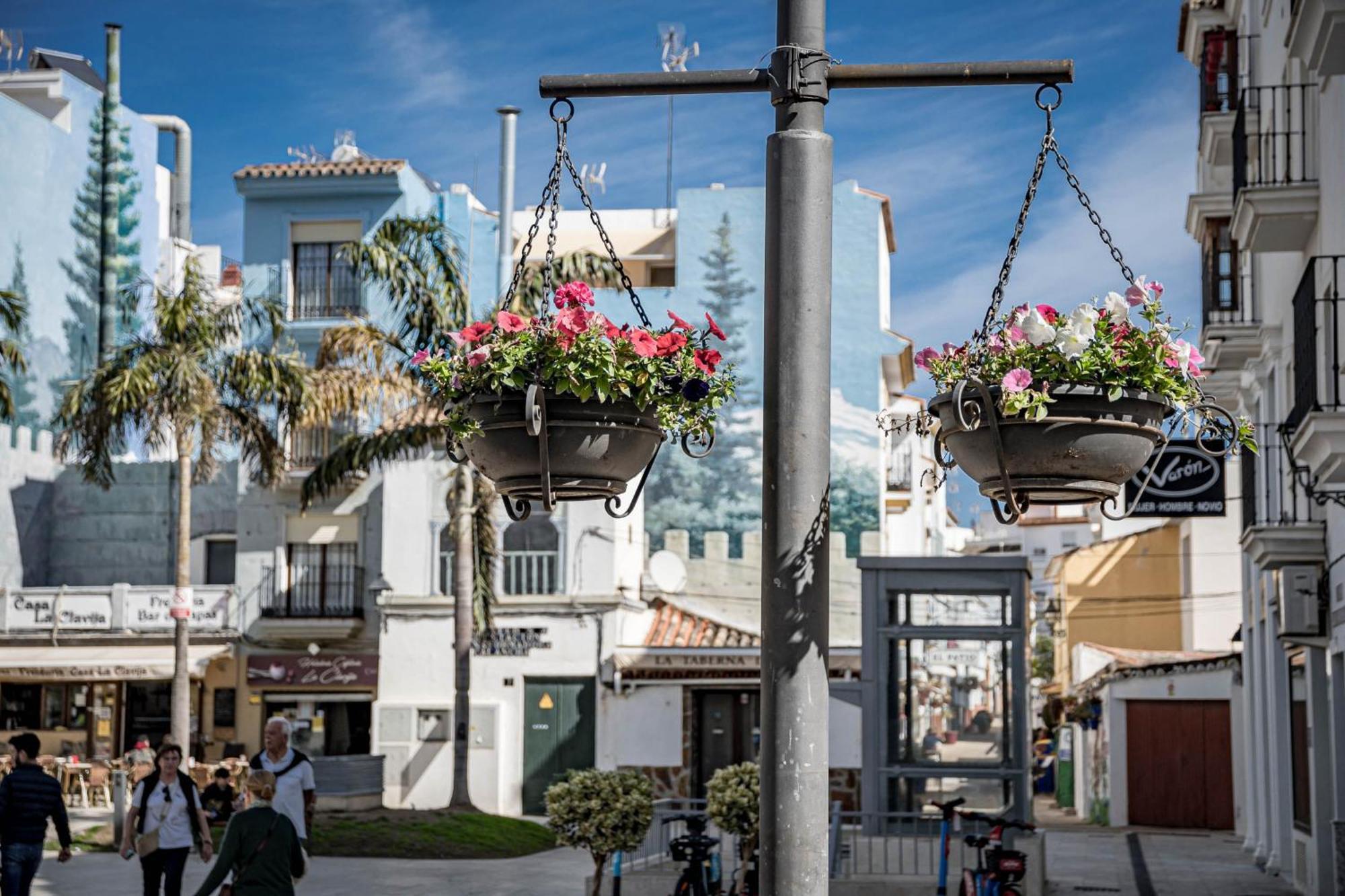 Seaclub Suites Estepona Exteriör bild