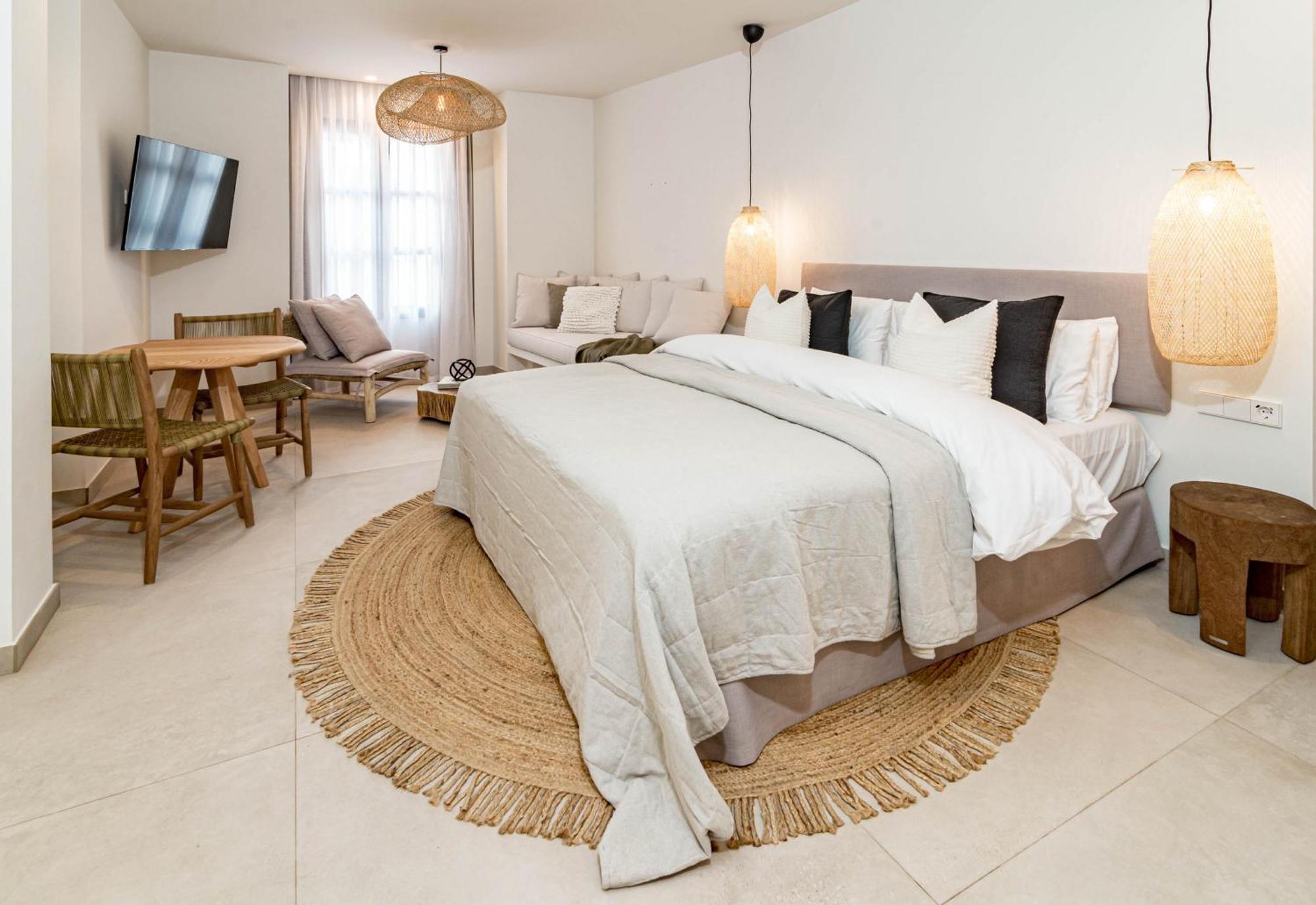 Seaclub Suites Estepona Exteriör bild