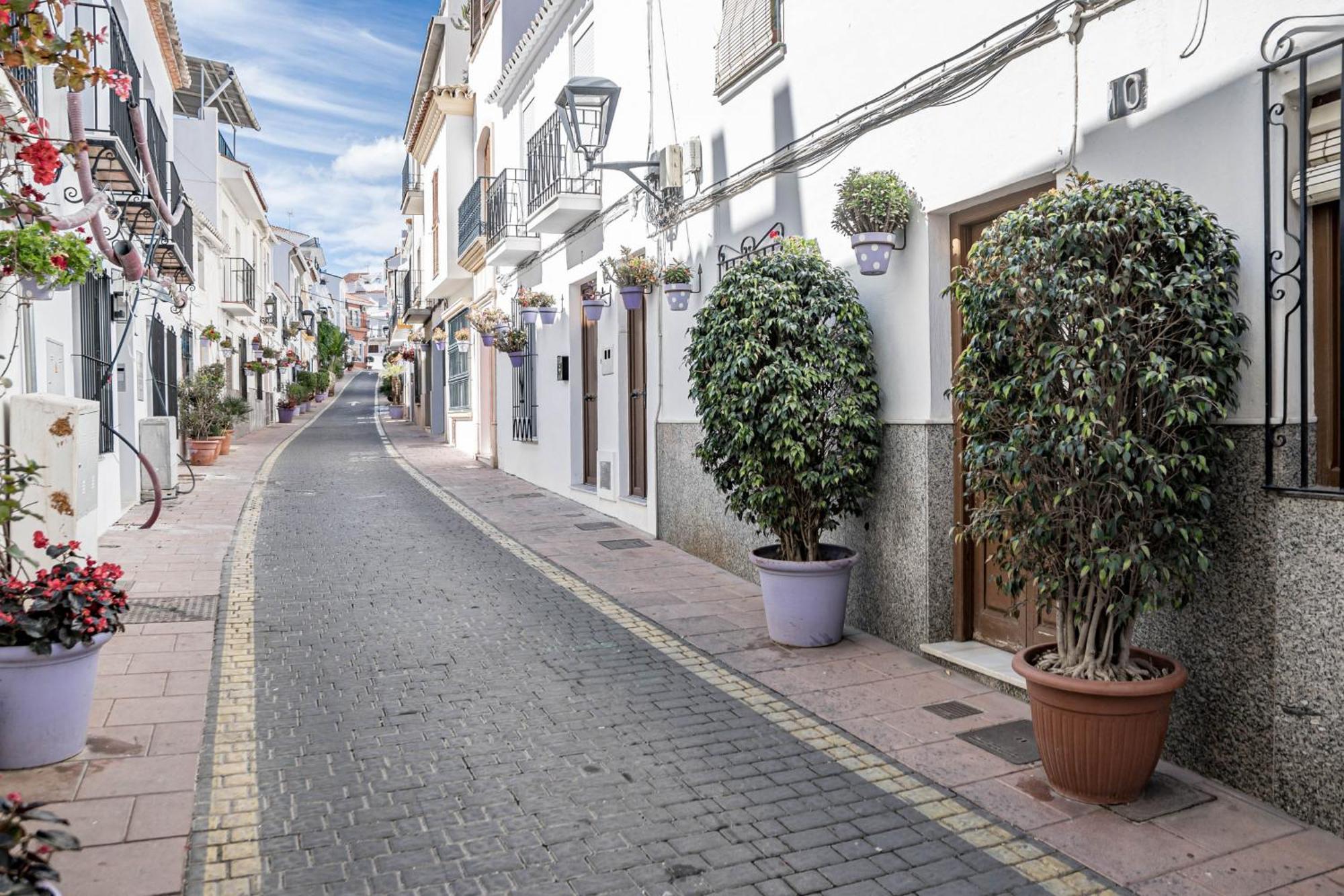 Seaclub Suites Estepona Exteriör bild